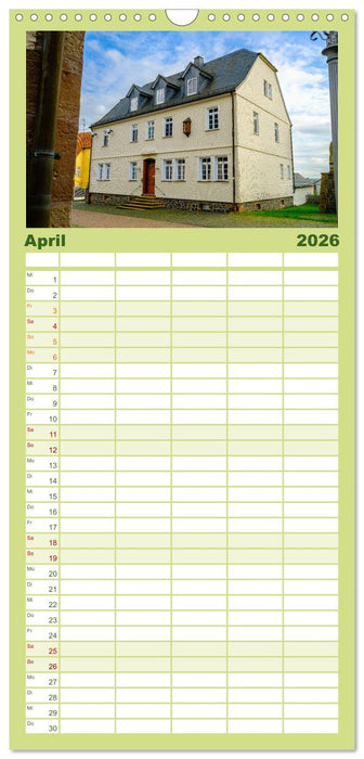 Ein Blick auf Herbstein (CALVENDO Familienplaner 2026)