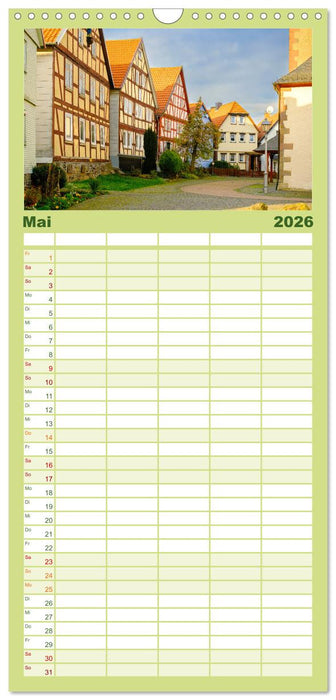 Ein Blick auf Herbstein (CALVENDO Familienplaner 2026)