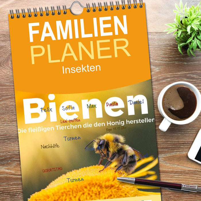 Bienen - Die fleißigen Tierchen die den Honig herstellen. (CALVENDO Familienplaner 2026)