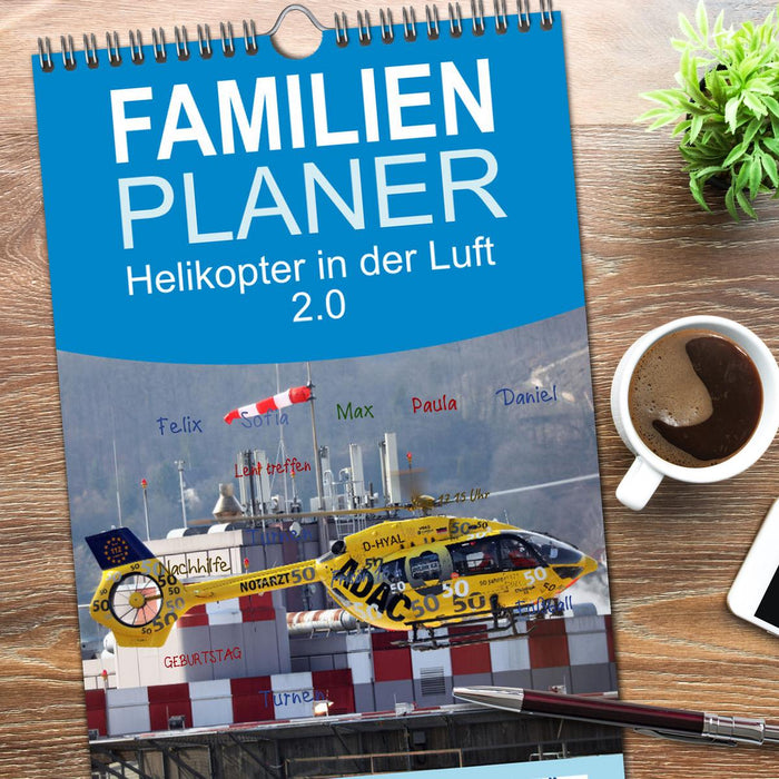 Helikopter in der Luft 2.0 (CALVENDO Familienplaner 2026)