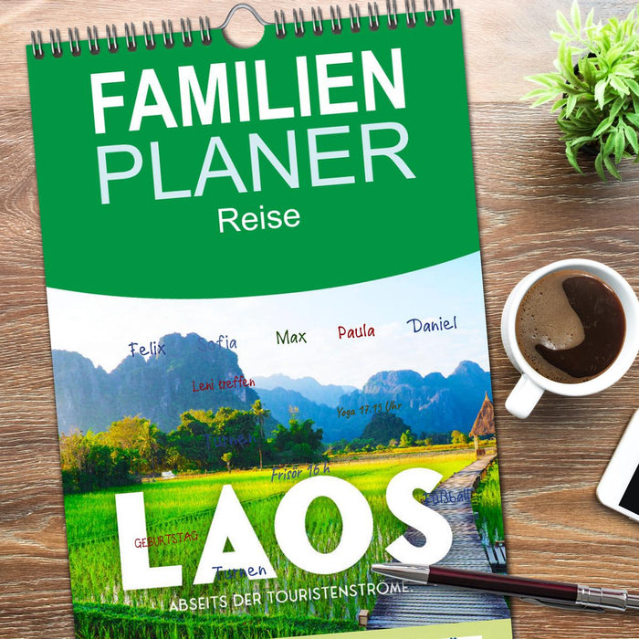 Laos - Abseits der Touristenströme. (CALVENDO Familienplaner 2026)