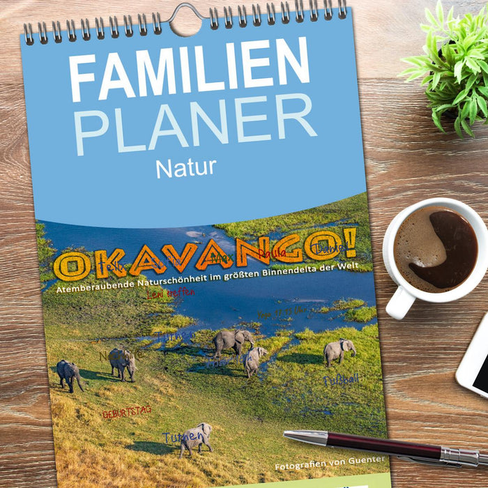 Okavango! Atemberaubende Naturschönheit im größten Binnendelta der Welt (CALVENDO Familienplaner 2026)