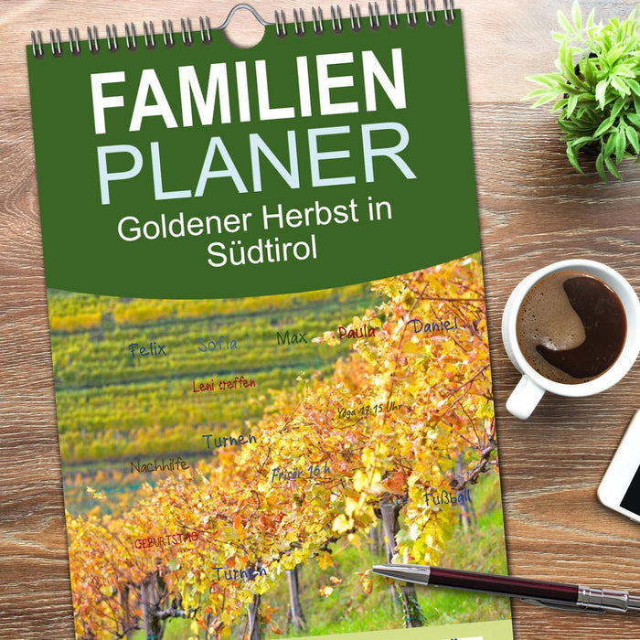 Goldener Herbst in Südtirol (CALVENDO Familienplaner 2026)
