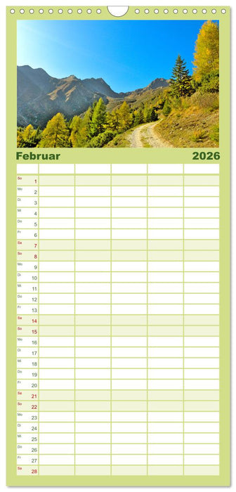 Goldener Herbst in Südtirol (CALVENDO Familienplaner 2026)