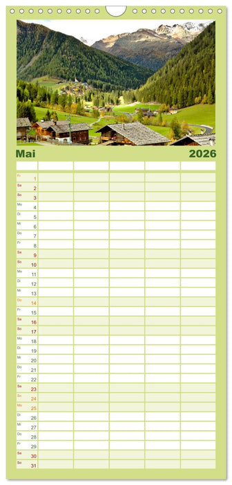 Goldener Herbst in Südtirol (CALVENDO Familienplaner 2026)