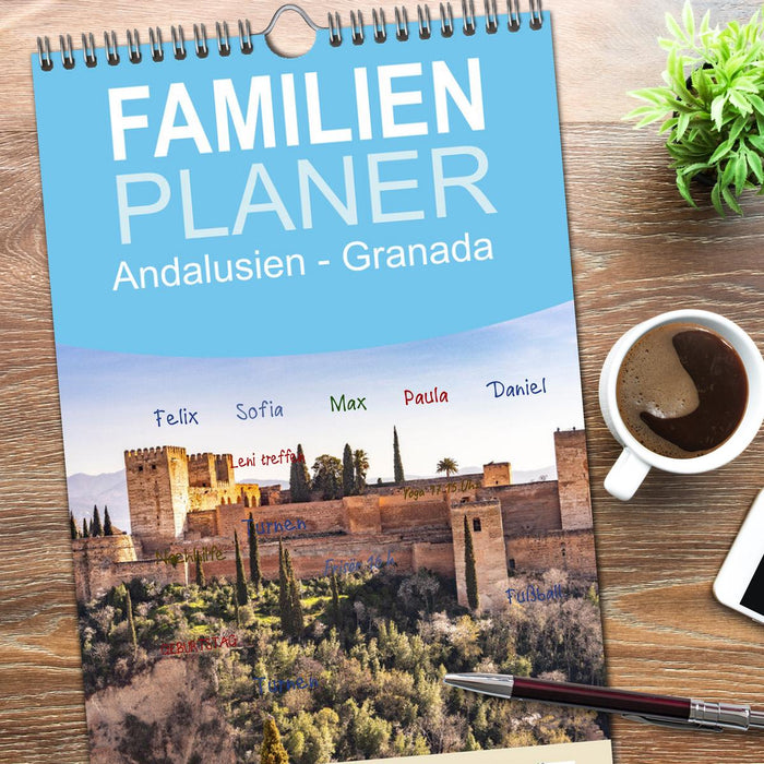 Andalusien - Granada (CALVENDO Familienplaner 2026)