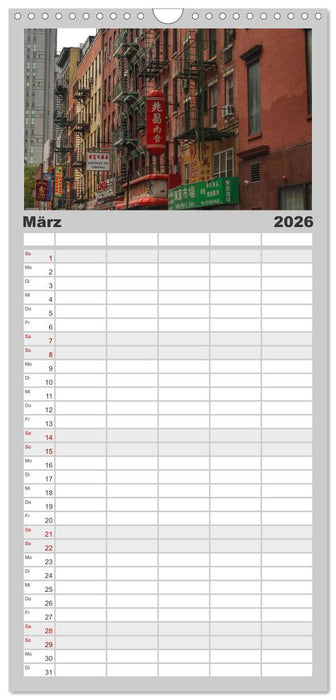 Streets of New York - Zu Fuß durch die Metropole der Superlative (CALVENDO Familienplaner 2026)