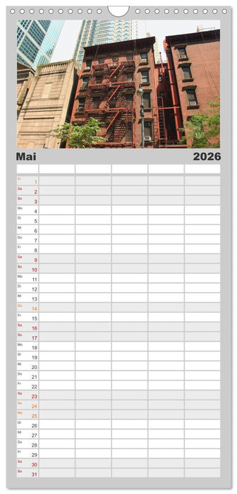 Streets of New York - Zu Fuß durch die Metropole der Superlative (CALVENDO Familienplaner 2026)
