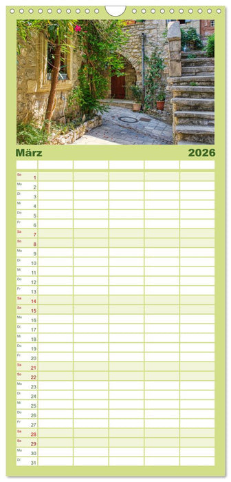 Les Matelles - Mittelalterliches Kleinod (CALVENDO Familienplaner 2026)