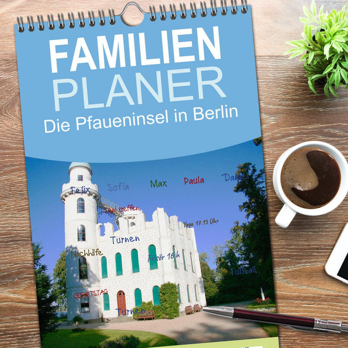 Die Pfaueninsel in Berlin (CALVENDO Familienplaner 2026)