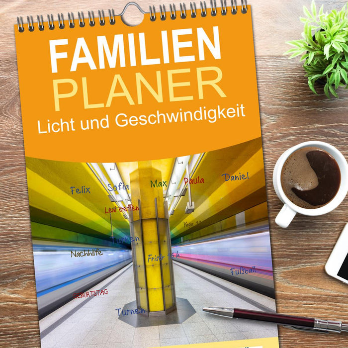 Licht und Geschwindigkeit (CALVENDO Familienplaner 2026)