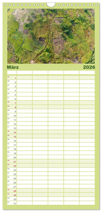 Guinea - Das einzigartige Land in Westafrika. (CALVENDO Familienplaner 2026)