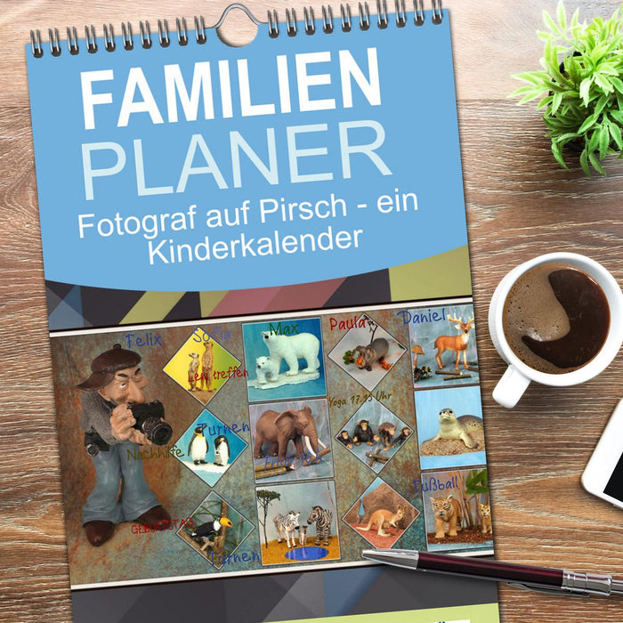 Fotograf auf Pirsch - ein Kinderkalender (CALVENDO Familienplaner 2026)