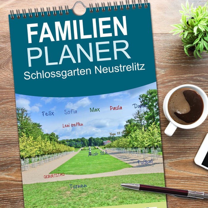 Schlossgarten Neustrelitz (CALVENDO Familienplaner 2026)