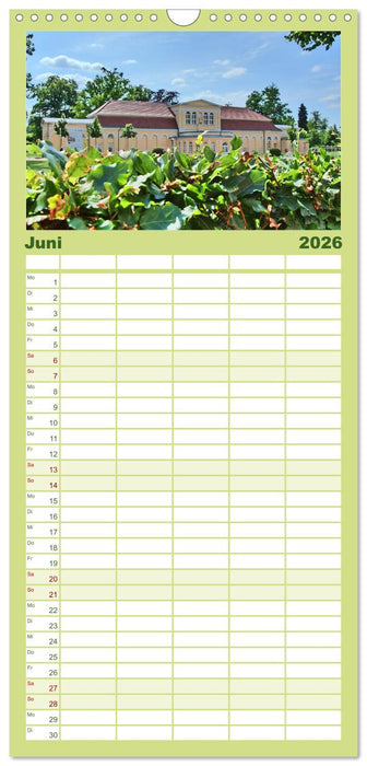 Schlossgarten Neustrelitz (CALVENDO Familienplaner 2026)