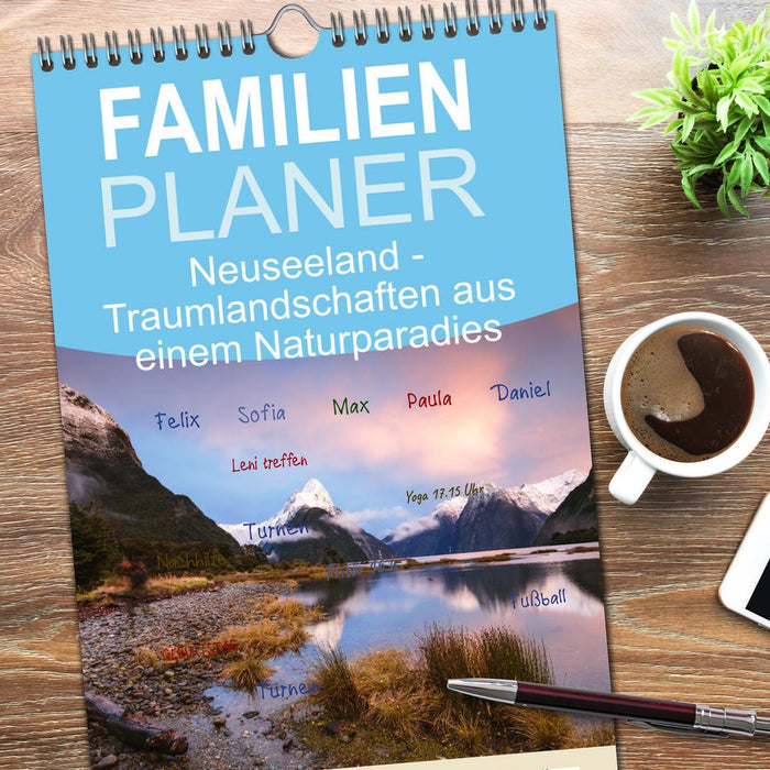 Neuseeland - Traumlandschaften aus einem Naturparadies (CALVENDO Familienplaner 2026)