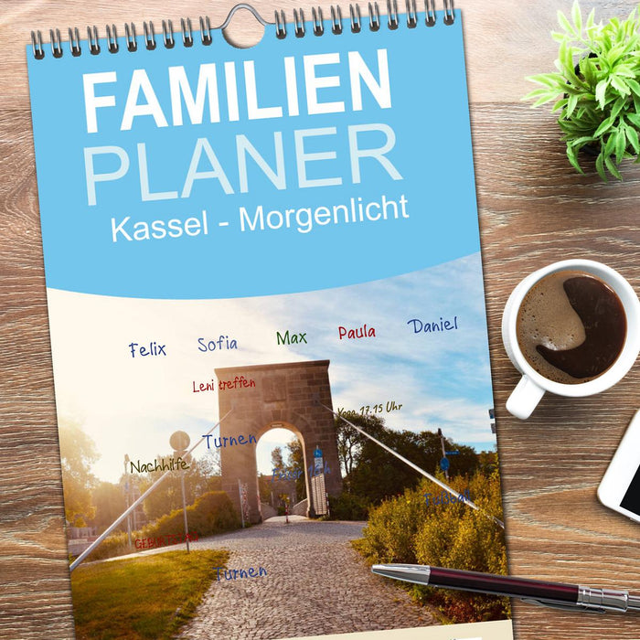 Kassel - Morgenlicht (CALVENDO Familienplaner 2026)