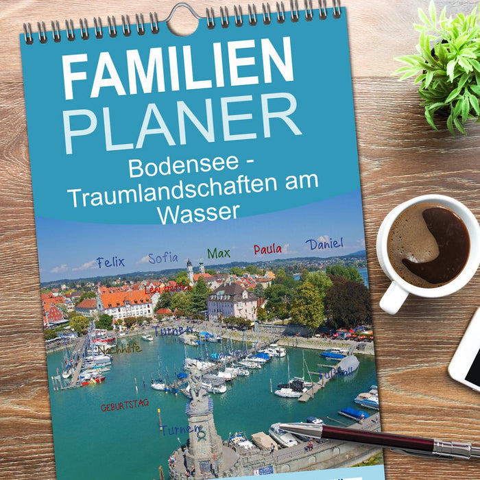 Bodensee - Traumlandschaften am Wasser (CALVENDO Familienplaner 2026)