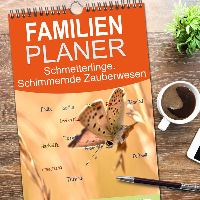 Schmetterlinge. Schimmernde Zauberwesen (CALVENDO Familienplaner 2026)