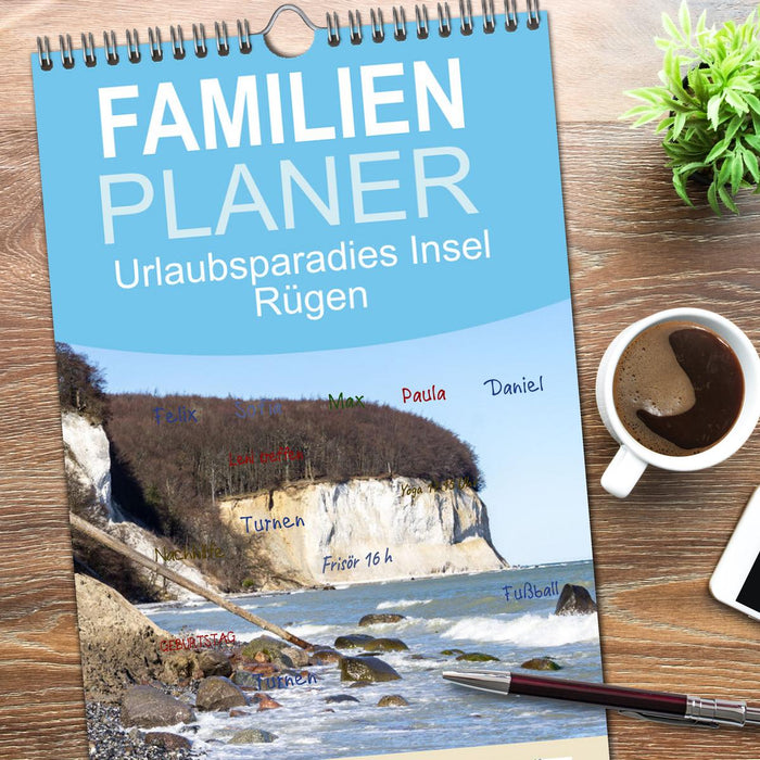 Urlaubsparadies Insel Rügen (CALVENDO Familienplaner 2026)