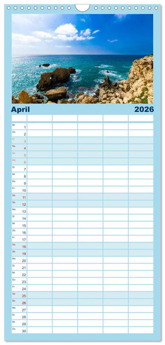 Menorca - die kleine Schwester von Mallorca (CALVENDO Familienplaner 2026)