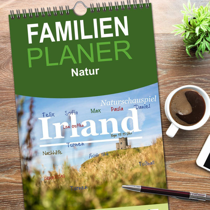 Naturschauspiel Irland (CALVENDO Familienplaner 2026)