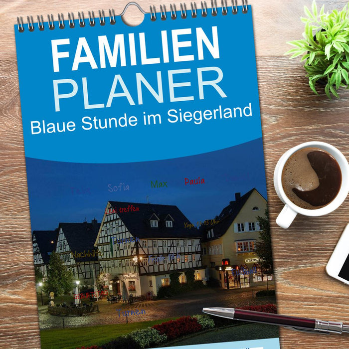 Blaue Stunde im Siegerland (CALVENDO Familienplaner 2026)