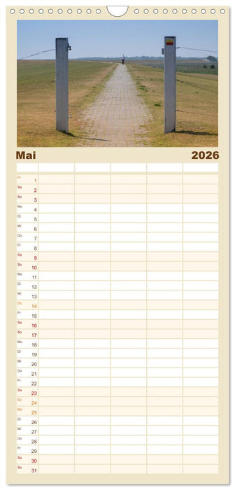 Blick auf Borkum (CALVENDO Familienplaner 2026)