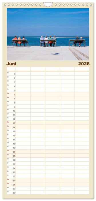 Blick auf Borkum (CALVENDO Familienplaner 2026)