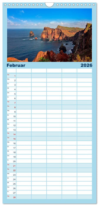 Madeira - blaues Wasser, grüne Berge, bunte Blumen (CALVENDO Familienplaner 2026)