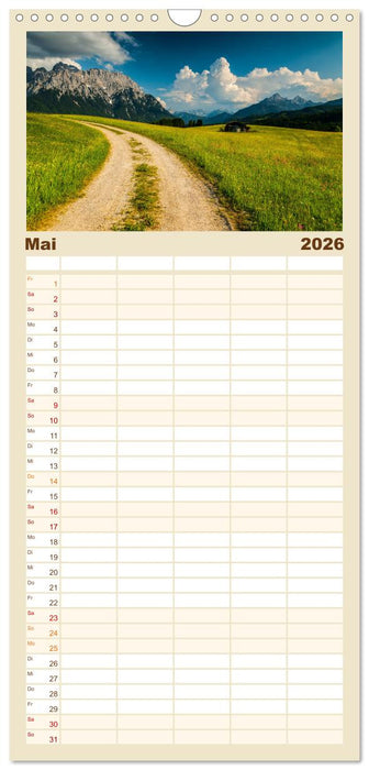 Berge. Wege in die Natur (CALVENDO Familienplaner 2026)