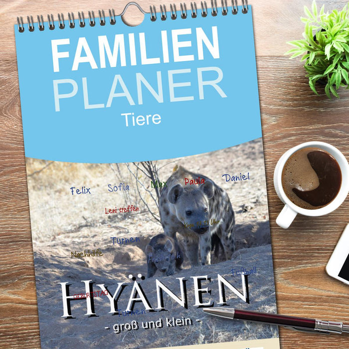 Hyänen - groß und klein (CALVENDO Familienplaner 2026)