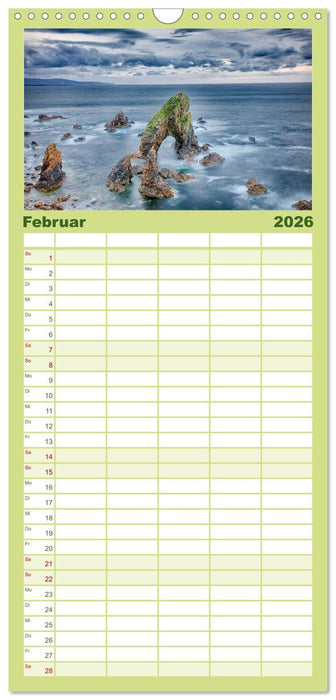 Irland - Zauberhafte Insel in grün (CALVENDO Familienplaner 2026)