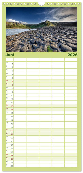 Irland - Zauberhafte Insel in grün (CALVENDO Familienplaner 2026)