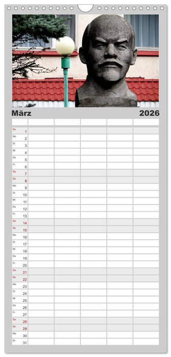 LENIN LEBT - Bilder einer Ikone (CALVENDO Familienplaner 2026)