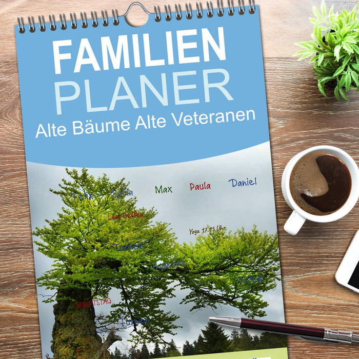 Alte Bäume Alte Veteranen (CALVENDO Familienplaner 2026)