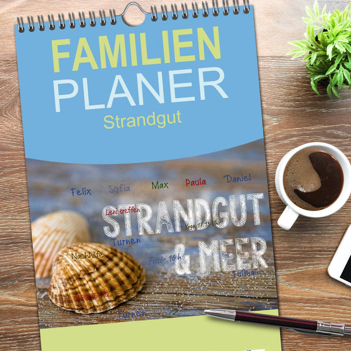 Strandgut und Meer (CALVENDO Familienplaner 2026)