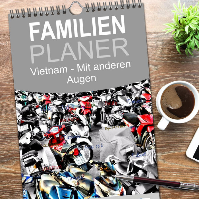 Vietnam - Mit anderen Augen (CALVENDO Familienplaner 2026)