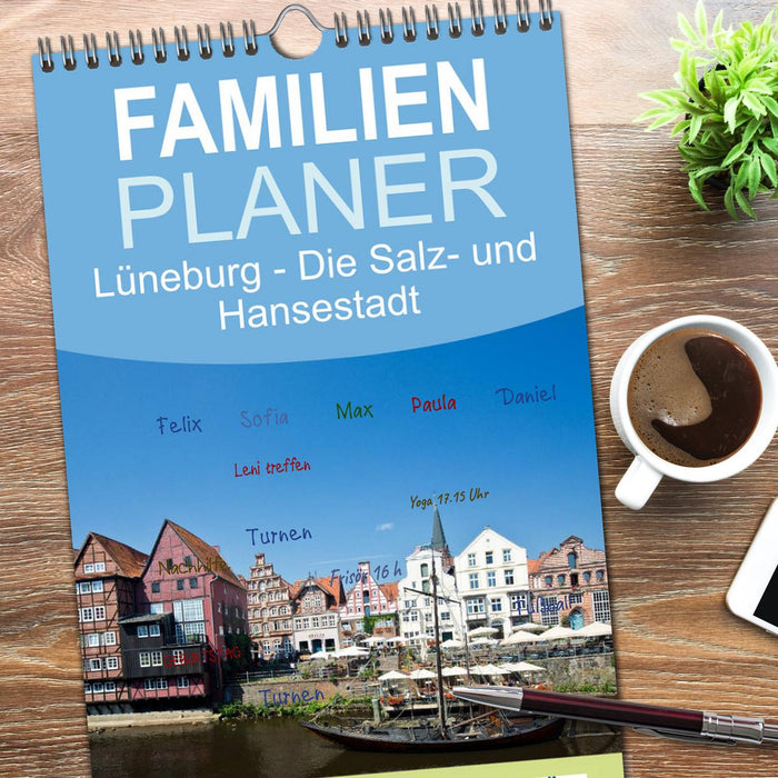 Lüneburg - Die Salz- und Hansestadt (CALVENDO Familienplaner 2026)