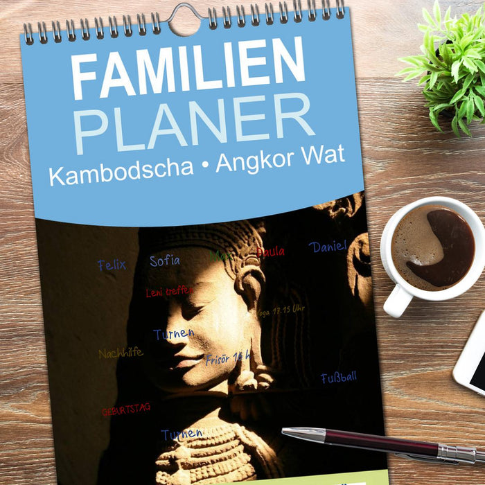 Kambodscha • Angkor Wat (CALVENDO Familienplaner 2026)