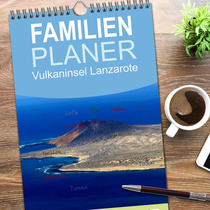 Vulkaninsel Lanzarote (CALVENDO Familienplaner 2026)