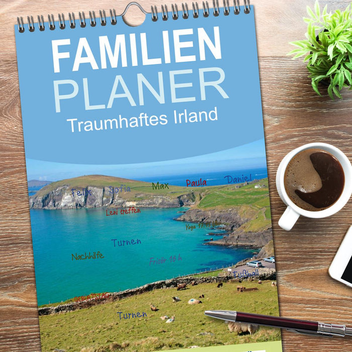 Traumhaftes Irland (CALVENDO Familienplaner 2026)