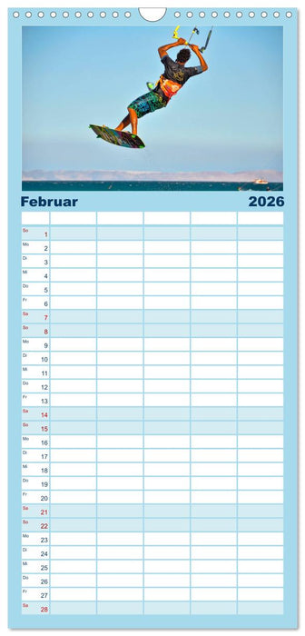 Kitesurfen - über den Wellen (CALVENDO Familienplaner 2026)