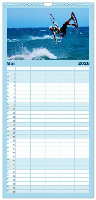 Kitesurfen - über den Wellen (CALVENDO Familienplaner 2026)