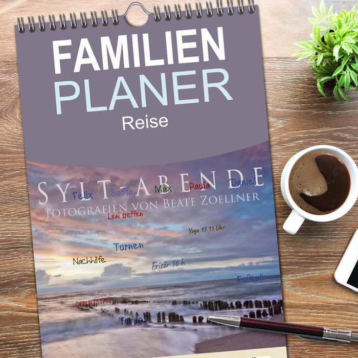 Sylt-Abende - Fotografien von Beate Zoellner (CALVENDO Familienplaner 2026)