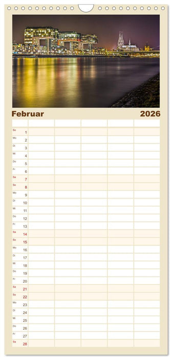 Köln Impressionen bei Nacht (CALVENDO Familienplaner 2026)