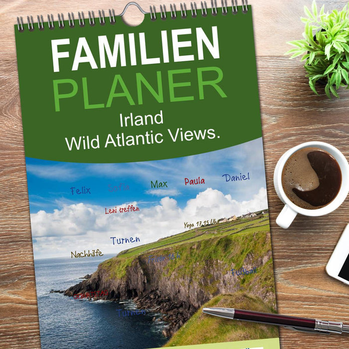 Irland. Wild Atlantic Views. (CALVENDO Familienplaner 2026)