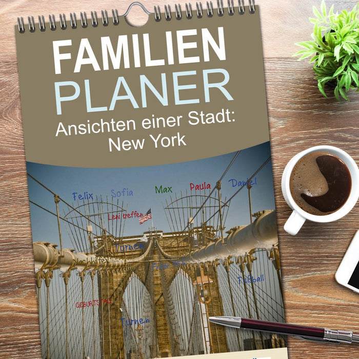 Ansichten einer Stadt: New York (CALVENDO Familienplaner 2026)