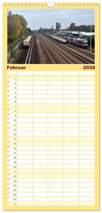 Auf Gleisen durch Berlin (CALVENDO Familienplaner 2026)