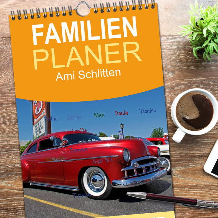 Ami Schlitten (CALVENDO Familienplaner 2026)